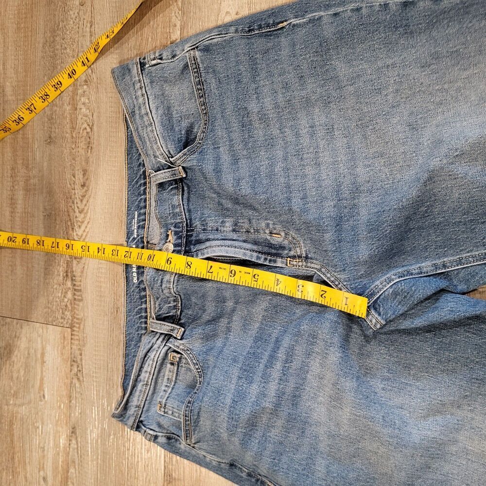 Old Navy Mid Rise WOW Boyfriend Fit Straight Jean Womens Size 14 - Picture 4 of 8